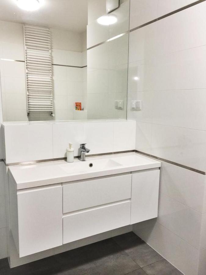 Apartamenty Zajezdnia Mtp Познань Экстерьер фото